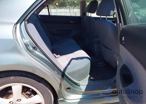 2004 Mazda Mazda6 I z USA, uszkodzony, nr VIN 1YVFP80C545N40008